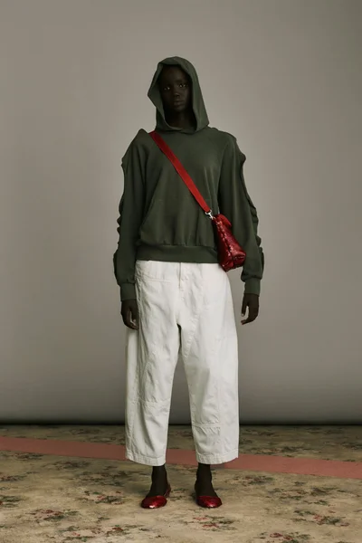 Look 19